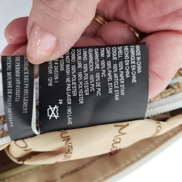 STONE Mountain NWOT Crossbody Wristlet Adjustable Strap White and Tan Woven - Picture 8 of 16